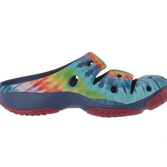 KEEN Yogui Arts Rainbow Tie-Dye Clogs Men’s 10 / Women’s 12 Amazon.com | KEEN Women main image 2